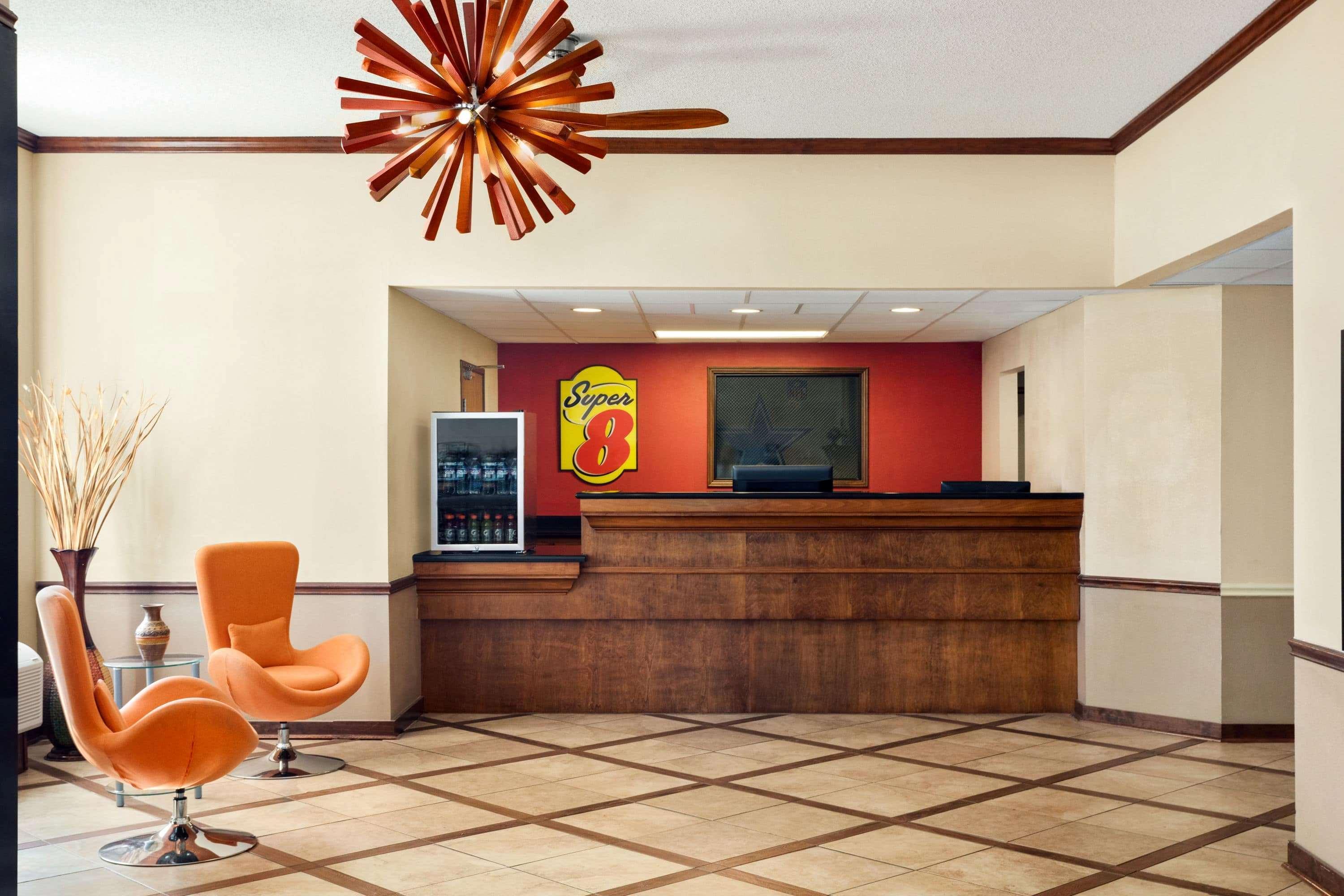 ซูเปอร์ 8 บาย วินด์แฮม คลินตัน Hotel ภายนอก รูปภาพ